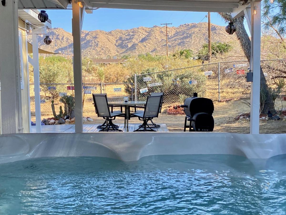 Float Pool, Hot Tub, Sauna, Views, Telescope-Skywatchers Haven Joshua Tree Eksteriør billede