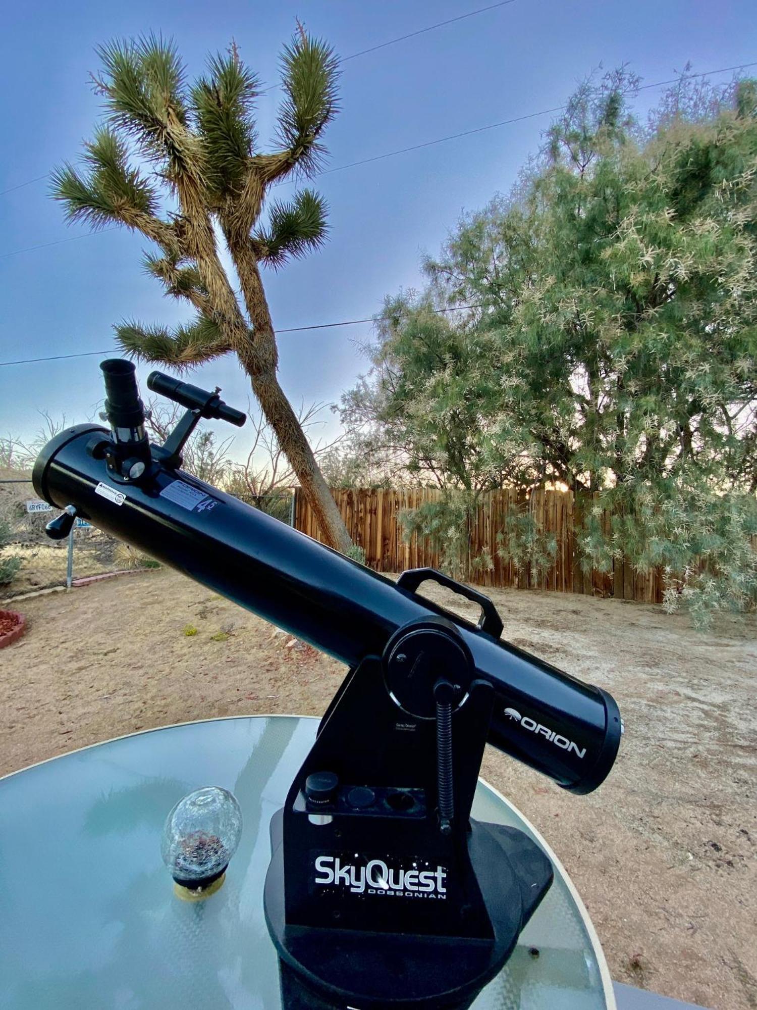 Float Pool, Hot Tub, Sauna, Views, Telescope-Skywatchers Haven Joshua Tree Eksteriør billede